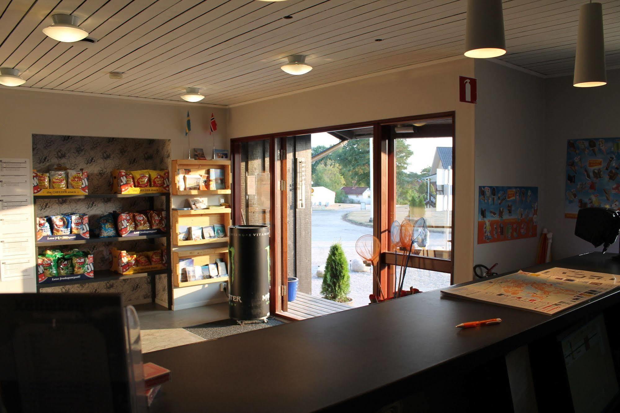 Kaellviken Semesterby Stromstad Bagian luar foto
